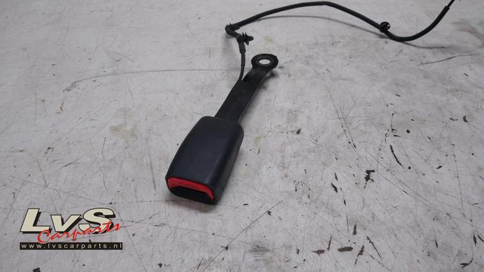 Hyundai IX20 Insertion ceinture de sécurité avant gauche