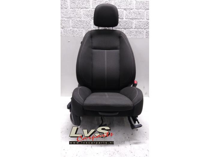 Opel Astra Seat, right