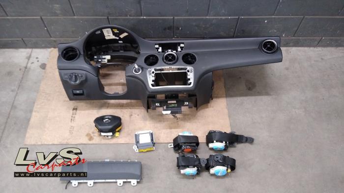 Mercedes A-Klasse Airbag set + dashboard