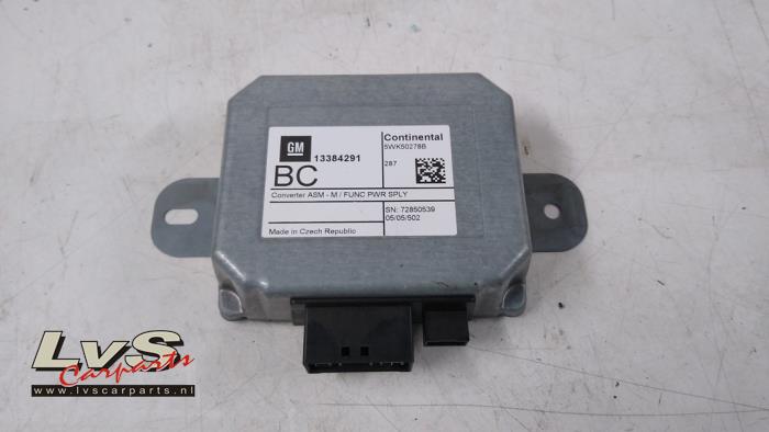 Opel Corsa Spanningsregelaar