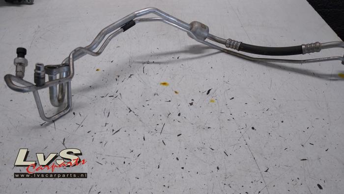 Opel Corsa Airco Leiding