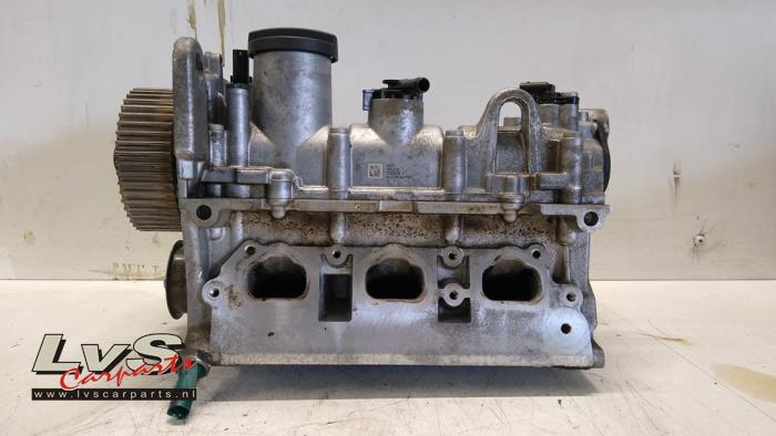 Volkswagen UP Cylinder head