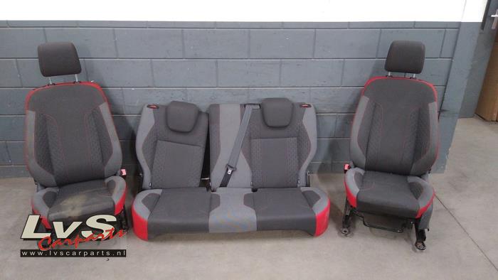 Ford Fiesta Kit revêtement (complet)