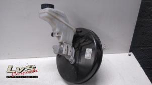 Begagnade Bromsservo Opel Corsa E 1.2 16V Pris € 55,00 Marginaltabell erbjuds av LvS Carparts