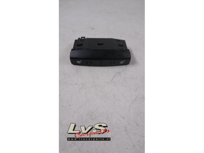 Kia Rio Commutateur chauffage siège