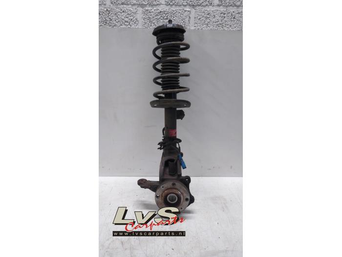 Peugeot 208 Barre amortisseur avant droit