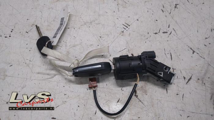 Peugeot 208 Zündschloss+Schlüssel