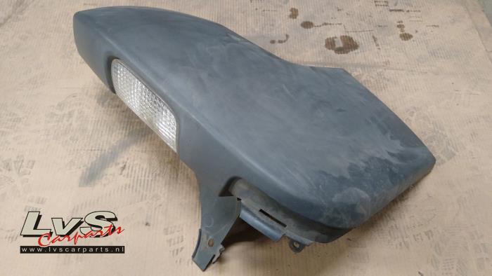 Renault Trafic Bumperhoek rechts-achter