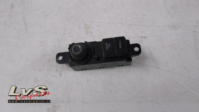 Peugeot 2008 Radio control panel