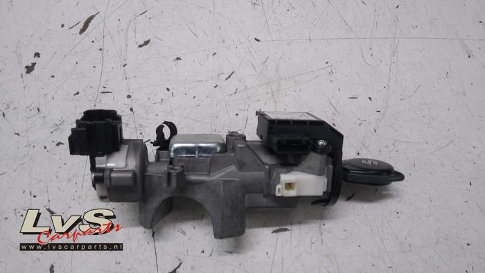 Suzuki Swift Kontaktslot+Sleutel