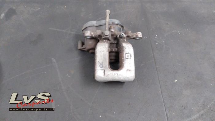 Opel Astra Remklauw (Tang) rechts-achter