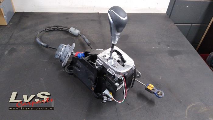 Peugeot 2008 Automatic gear selector