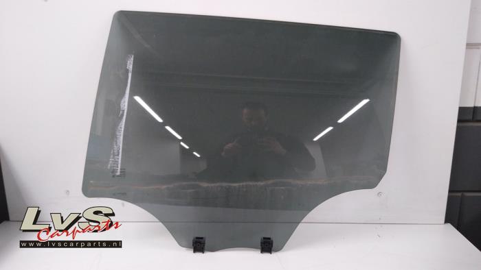 Peugeot 2008 Portierruit 4Deurs links-achter