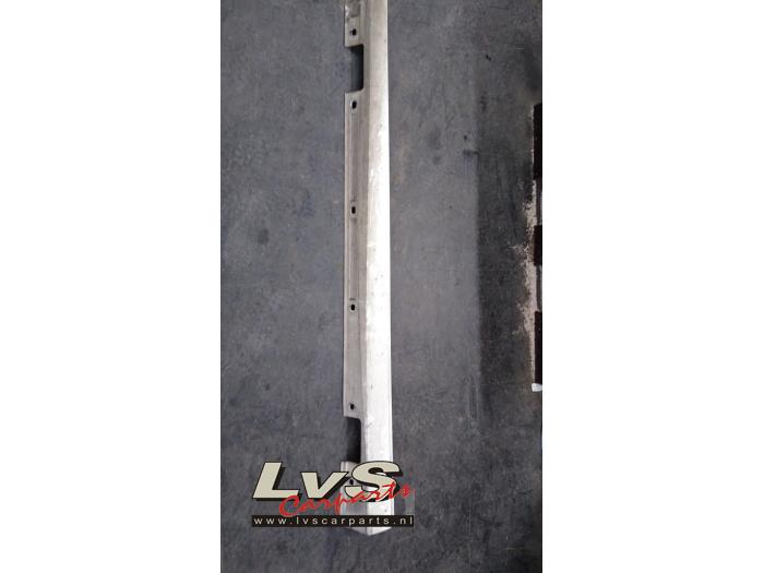 Mercedes A-Klasse Side skirt, left