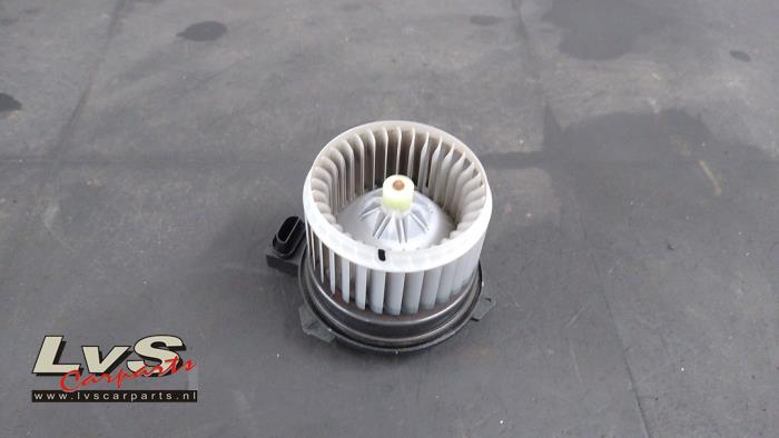 Mitsubishi Space Star Heating and ventilation fan motor