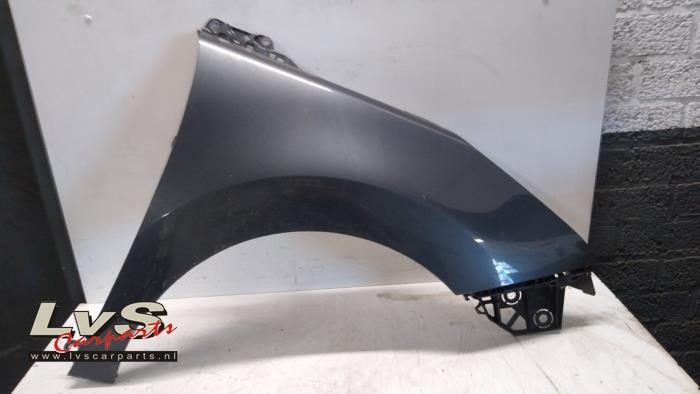 Peugeot 5008 Front wing, right