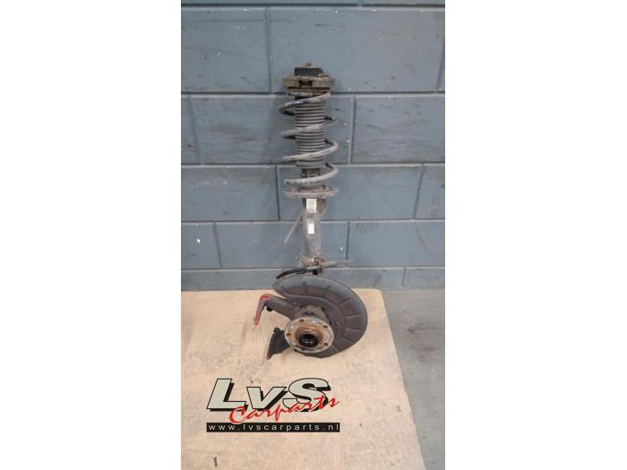 Volkswagen Golf Schokdemperpoot links-voor