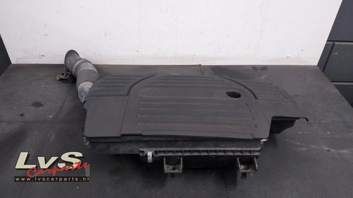 Suzuki SX-4 Air box