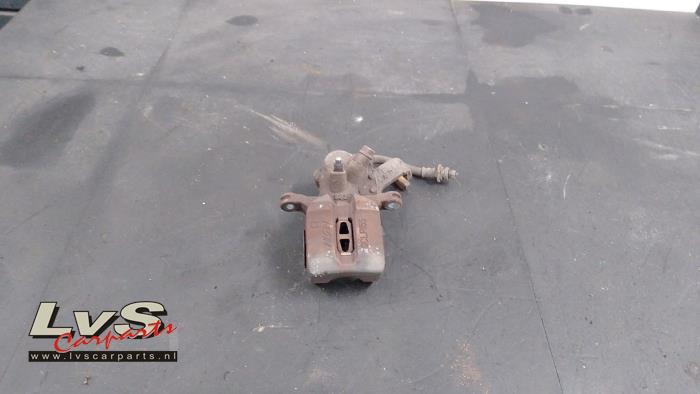 Suzuki SX-4 Rear brake calliper, right