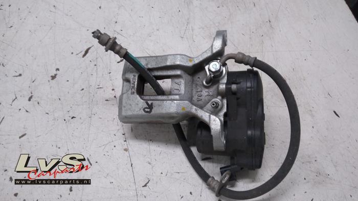 Toyota Rav-4 Bremszange rechts hinten