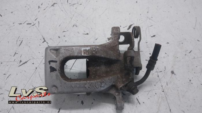 Peugeot 2008 Bremszange links hinten