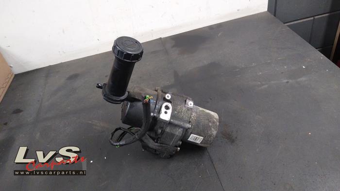 Peugeot Partner Pompe direction assistée