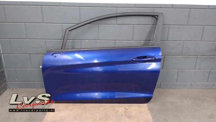 Ford Fiesta Tür 2-türig links