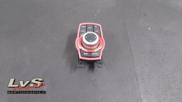 BMW 1-Serie I-Drive knob