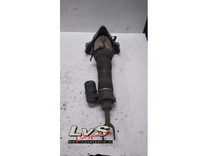 Volkswagen Phaeton Front shock absorber rod, right