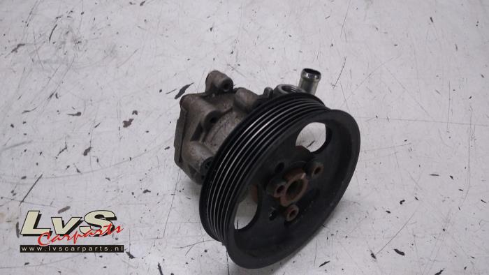 Volkswagen Phaeton Power steering pump