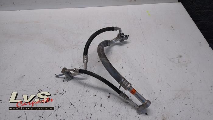 Opel Meriva Air conditioning line