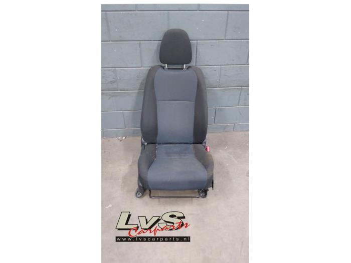 Toyota Yaris Siège droit