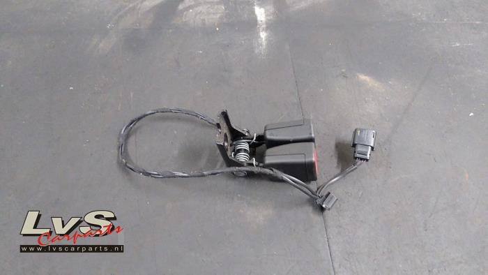 Ford Fiesta Sicherheitsgurt Schließe rechts hinten