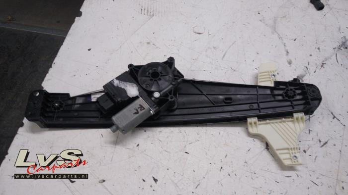 Peugeot 3008 Ruitmechaniek 4Deurs rechts-achter