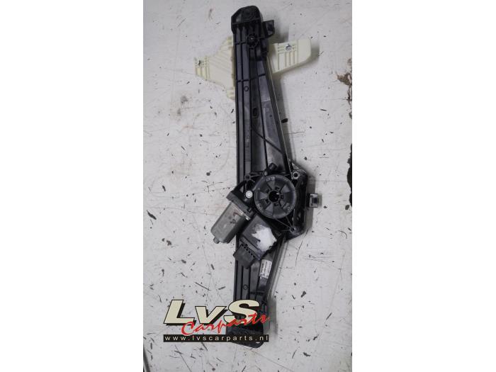 Peugeot 3008 Ruitmechaniek 4Deurs links-achter