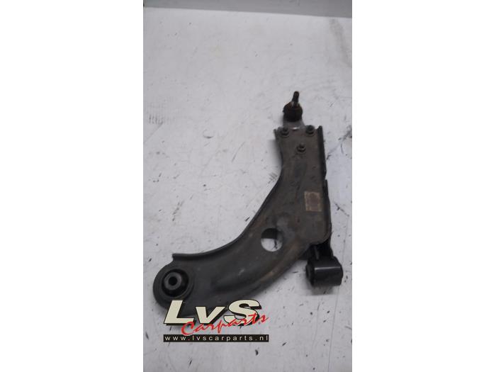 Peugeot 3008 Draagarm links-voor