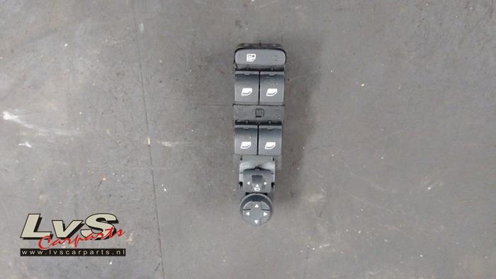 Peugeot 3008 Electric window switch
