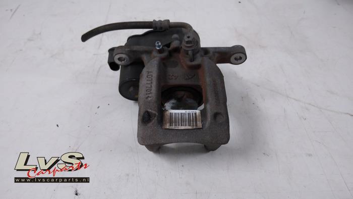 Peugeot 3008 Remklauw (Tang) links-achter