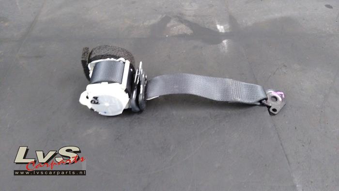 Toyota Yaris Ceinture de sécurité arrière droite
