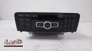 Begagnade Navigeringssystem Mercedes A (W176) 1.6 A-180 16V Pris € 100,00 Marginaltabell erbjuds av LvS Carparts