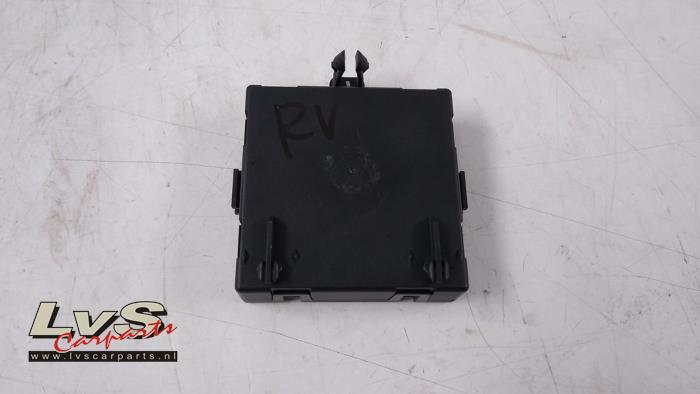 Centrallåsmodul från en Mercedes-Benz A (W176) 1.6 A-180 16V 2014