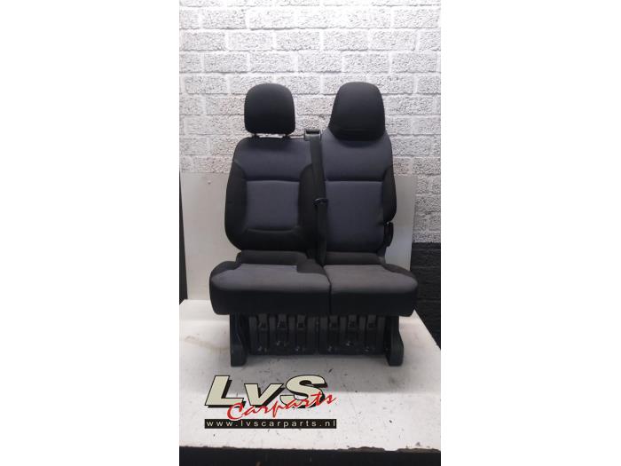 Opel Vivaro Banquette avant droit
