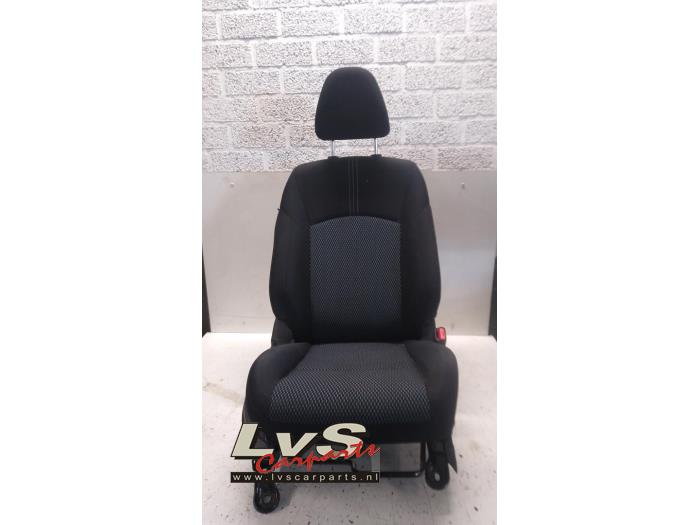 Nissan Note Siège droit