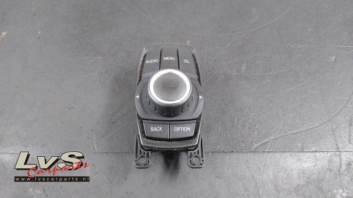 BMW 1-Serie I-Drive knob