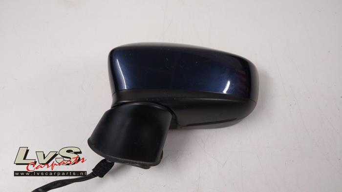 Mazda 2. Wing mirror, left