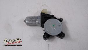 Gebruikte Raammotor Portier Kia Soul I (AM) 1.6 CVVT 16V Prijs € 30,00 Margeregeling aangeboden door LvS Carparts