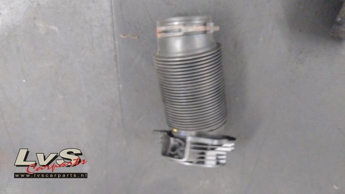 Volkswagen Golf Air intake hose