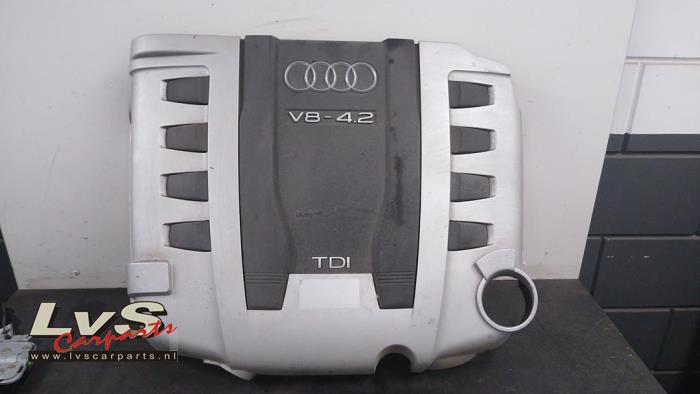Audi Q7 Engine cover