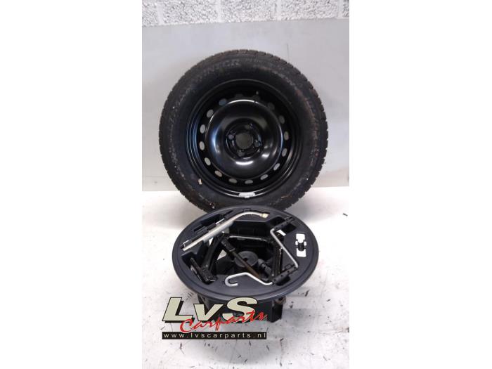 Fiat Punto Jackkit + spare wheel