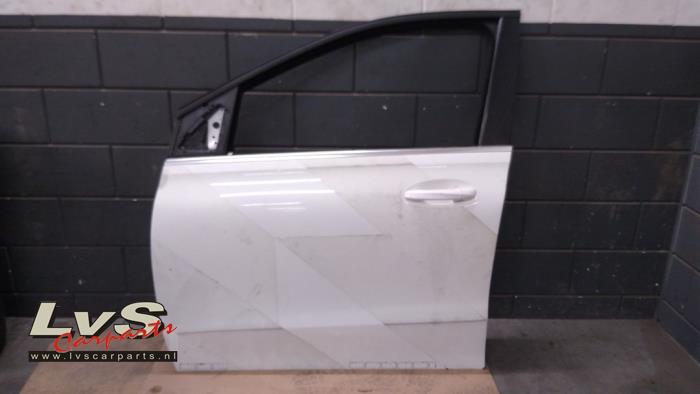 Mercedes B-Klasse Tür 4-türig links vorne